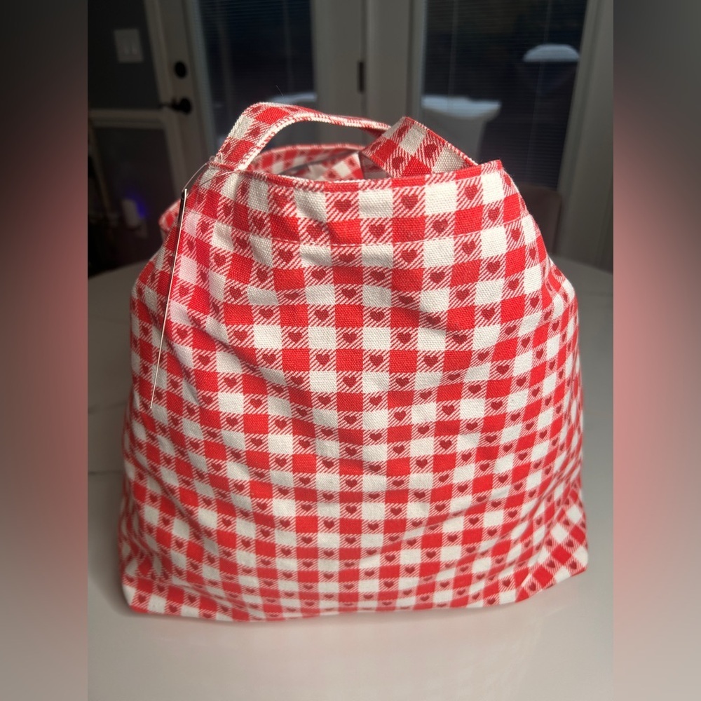 Wild Fable Hearts Carry Bag - Picture 11 of 13
